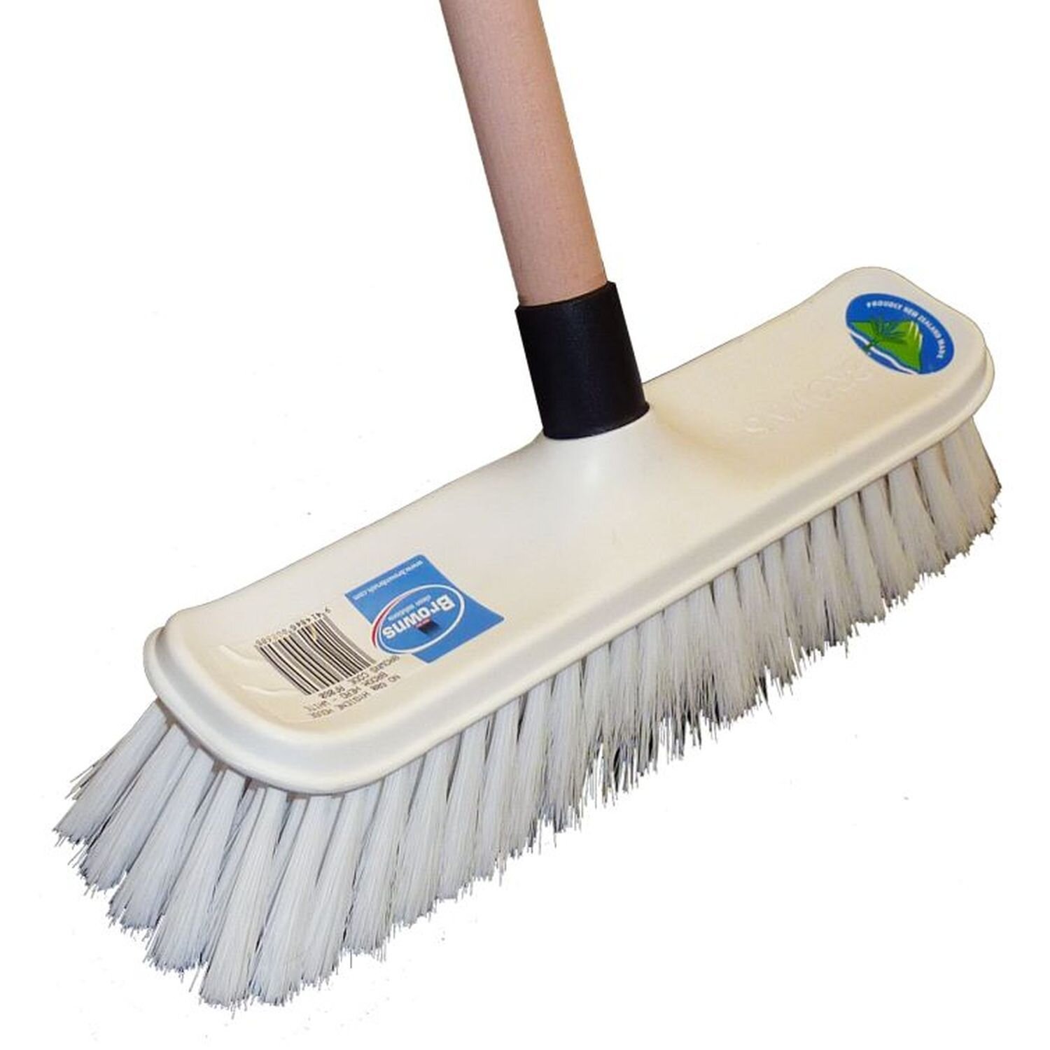 No 600 House Broom With Wooden Handle